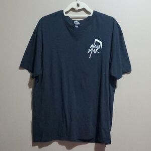 Next Level Apparel Black T-Shirt Size XL